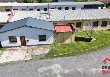 3034_8471796544.jpg