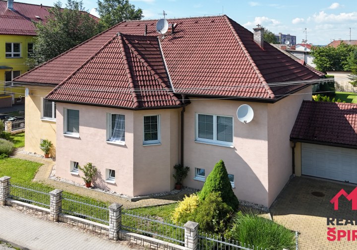 3245_7992077636.jpg